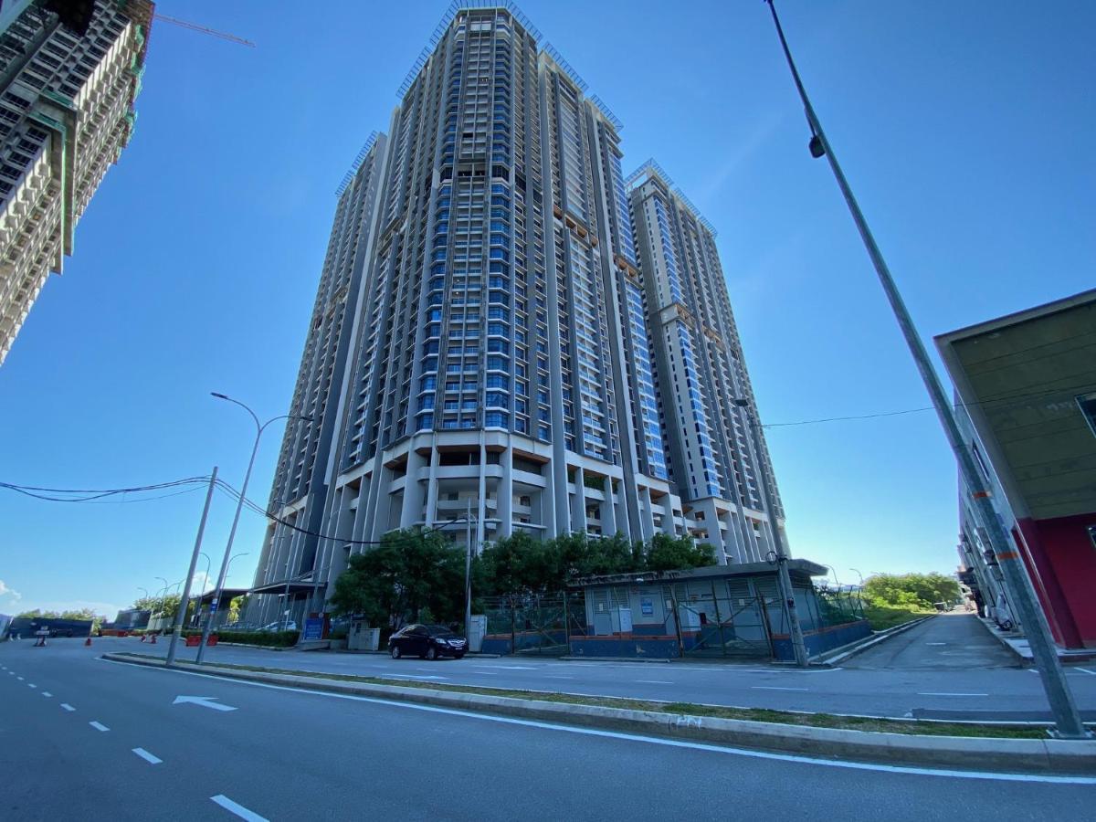 Atlantis Residences Seaview I Poolview Free Wi-fi Parking Apartment *