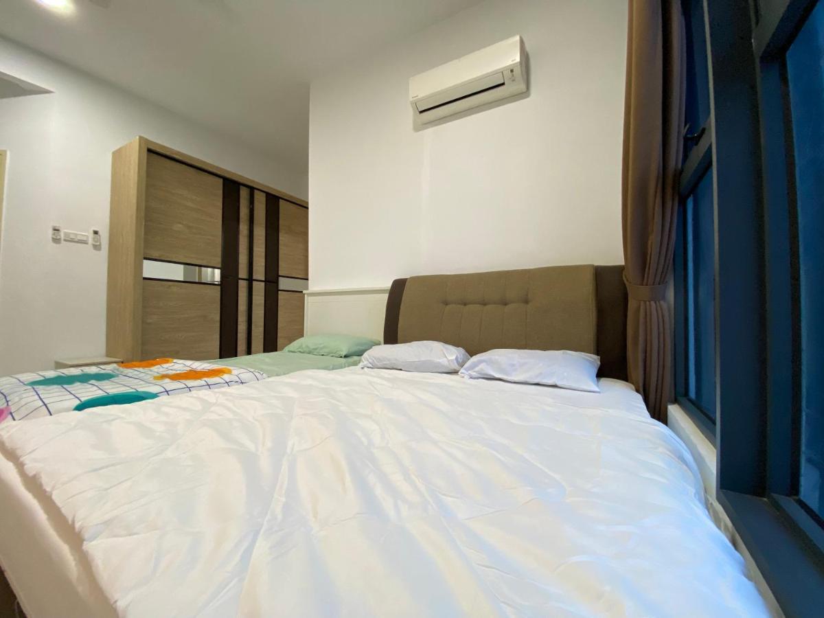 Atlantis Residences Seaview I Poolview Free Wi-fi Parking Apartment Malacca