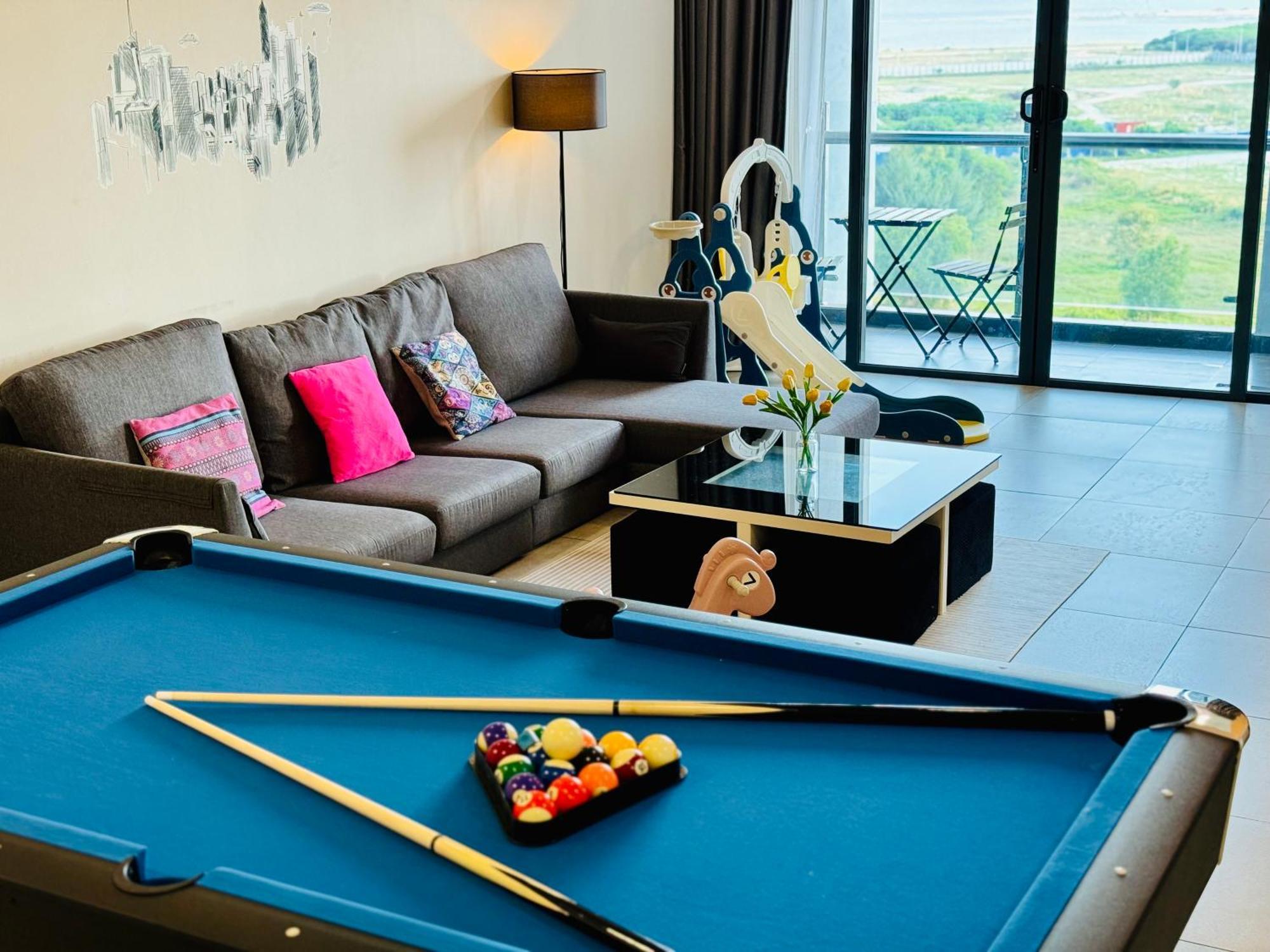 Atlantis Residences Seaview I Poolview Free Wi-fi Parking Malacca