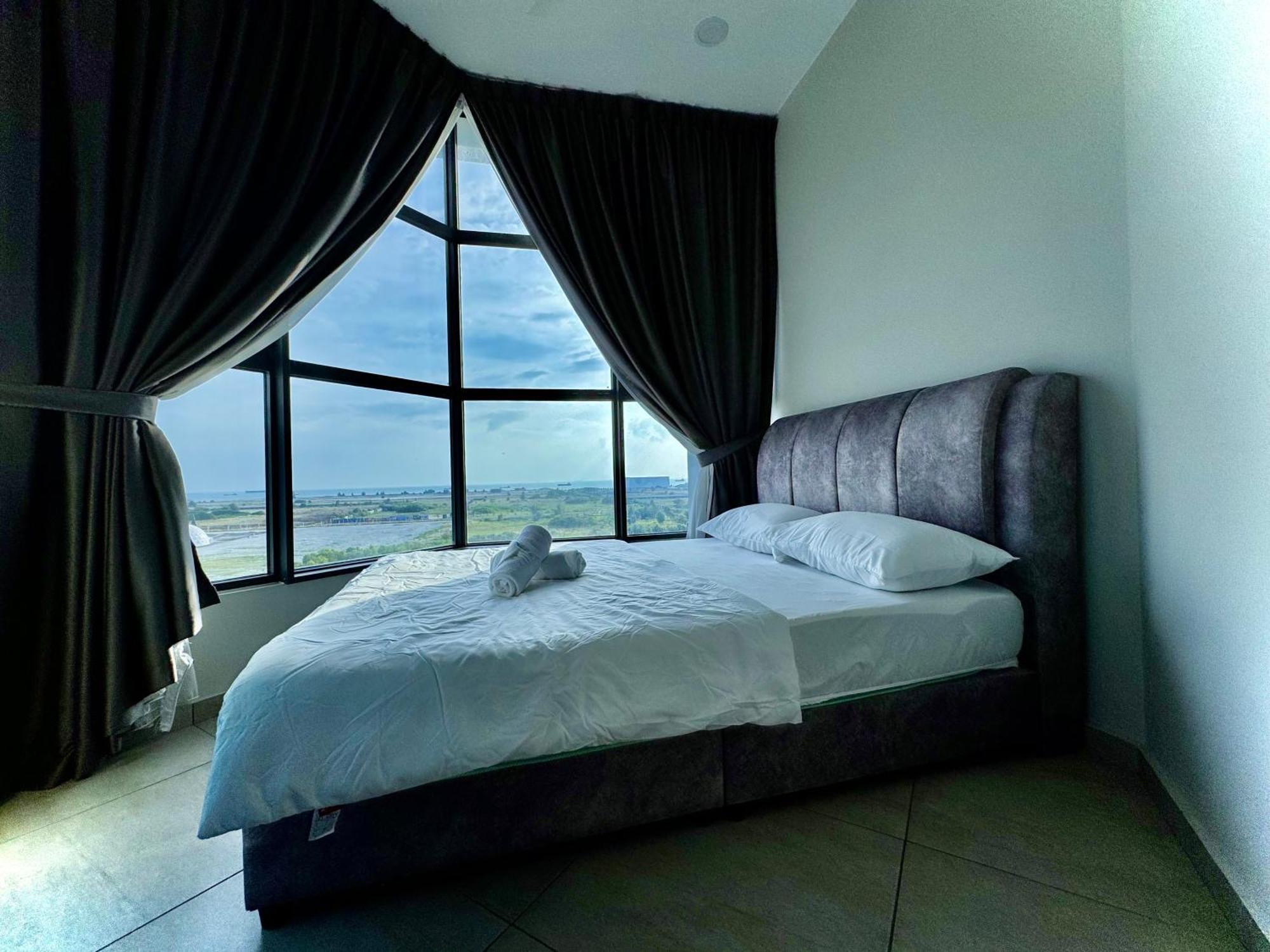 Apartment Atlantis Residences Seaview I Poolview Free Wi-fi Parking *