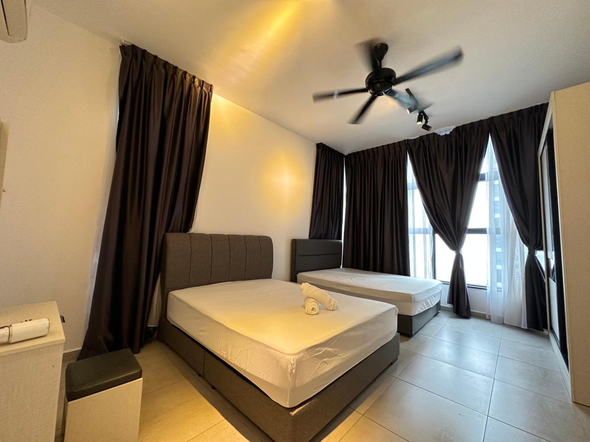 Atlantis Residences Seaview I Poolview Free Wi-fi Parking Apartment *