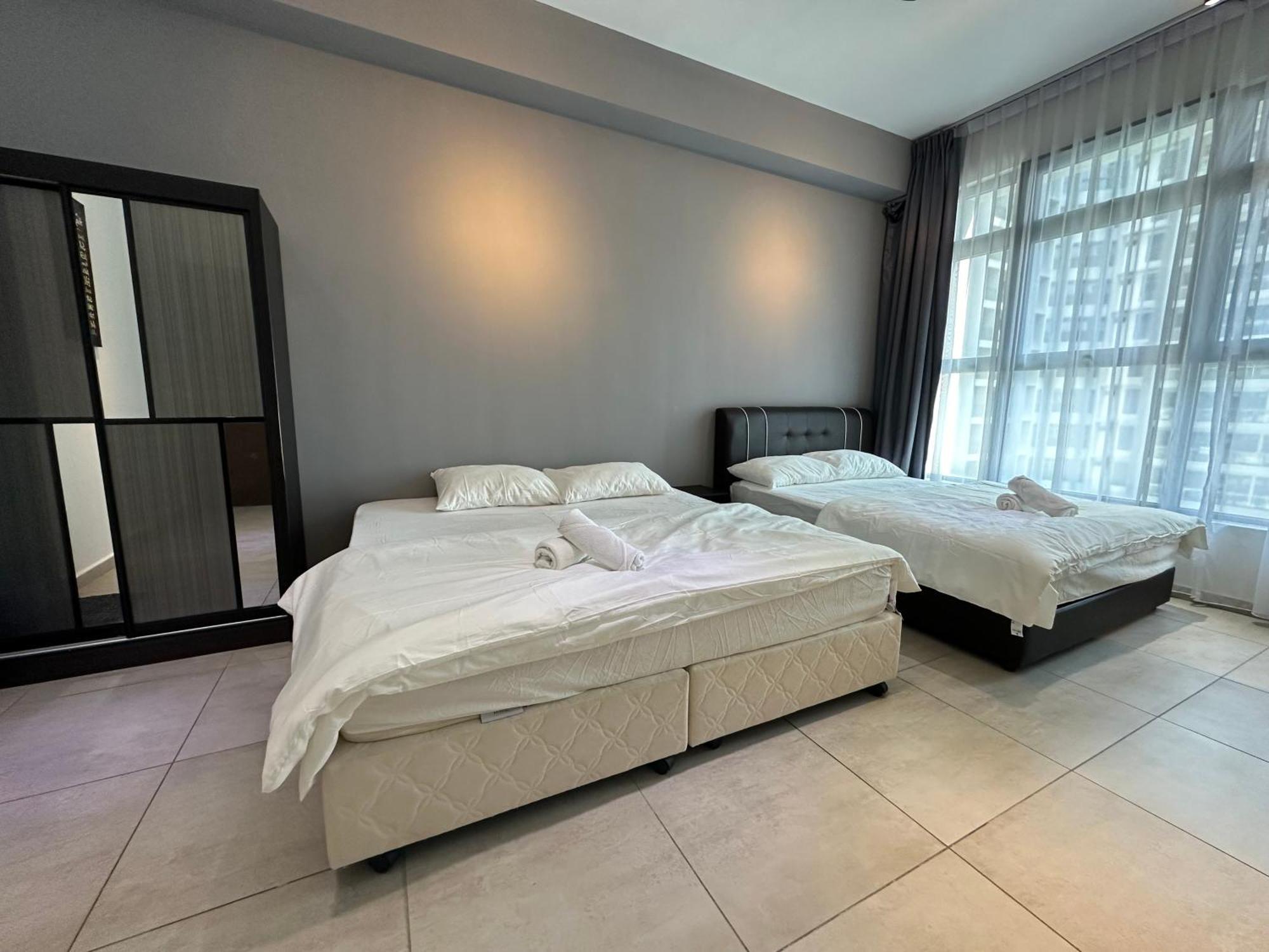 Atlantis Residences Seaview I Poolview Free Wi-fi Parking Apartment Malacca