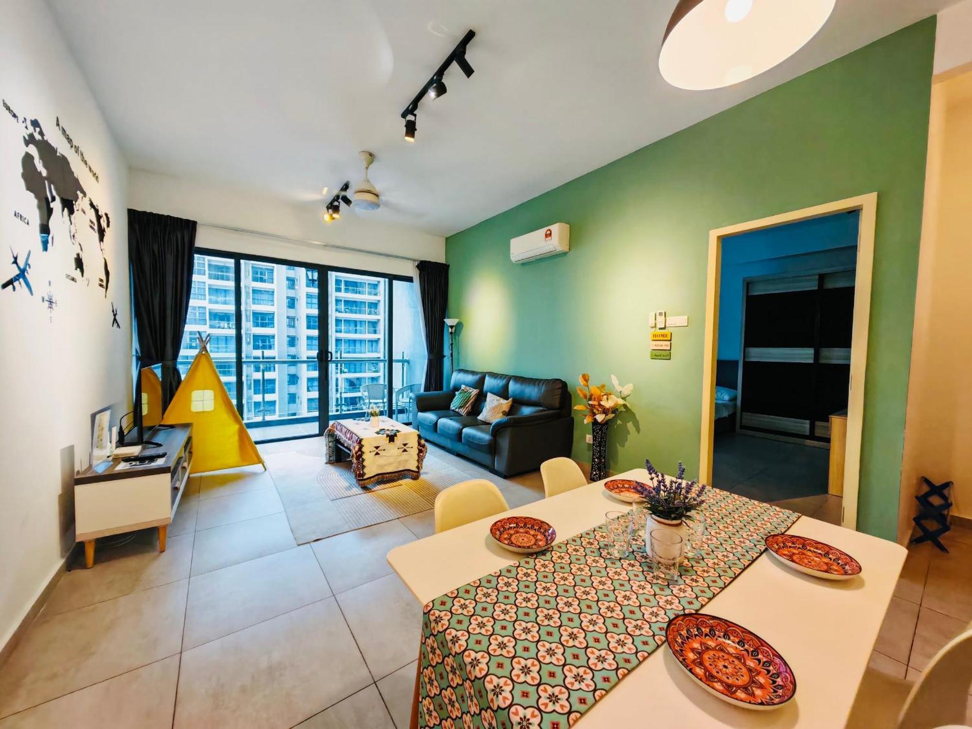Atlantis Residences Seaview I Poolview Free Wi-fi Parking Apartment *